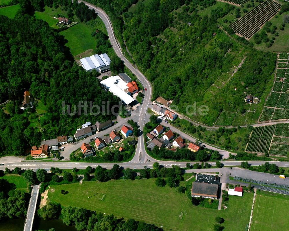 Luftbild Siglingen - Dorf - Ansicht am Rande Waldgebieten in Siglingen im Bundesland Baden-Württemberg, Deutschland