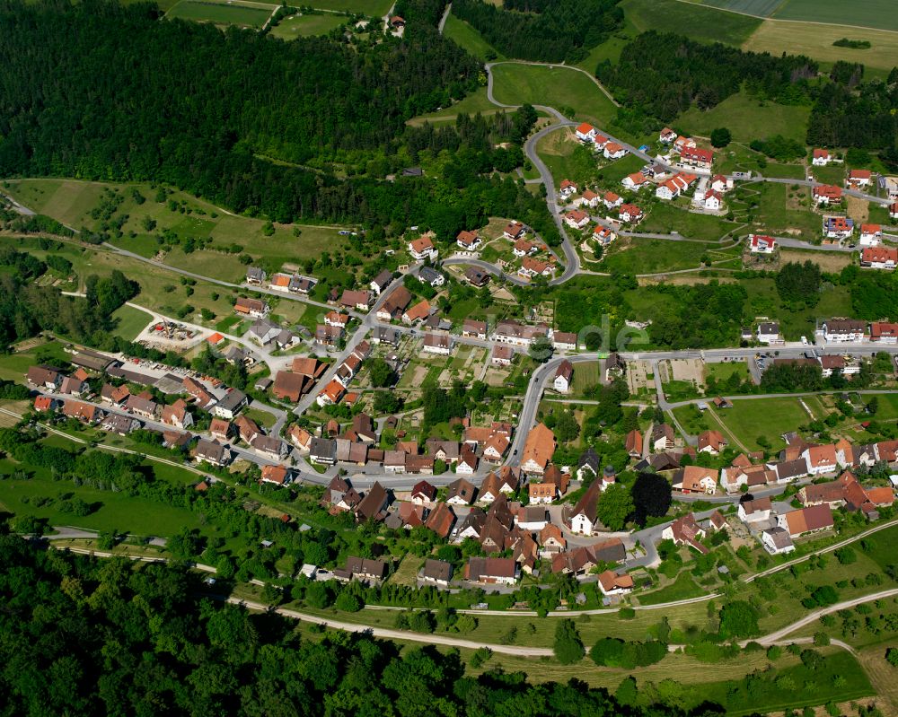 Sulz am Eck von oben - Dorf - Ansicht am Rande von Waldgebieten in Sulz am Eck im Bundesland Baden-Württemberg, Deutschland