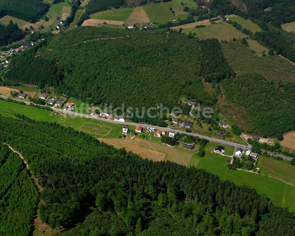 Luftaufnahme Volkholz - Dorf - Ansicht am Rande Waldgebieten in Volkholz im Bundesland Nordrhein-Westfalen, Deutschland