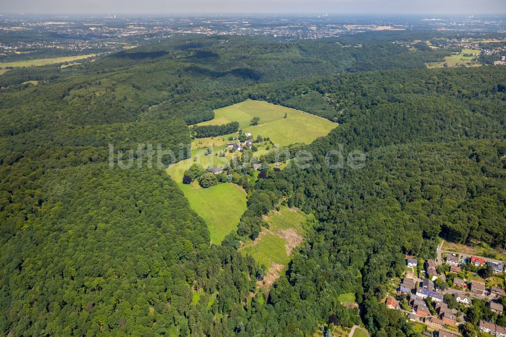 Wetter (Ruhr) von oben - Dorf - Ansicht am Rande von Waldgebieten in Wetter (Ruhr) im Bundesland Nordrhein-Westfalen, Deutschland