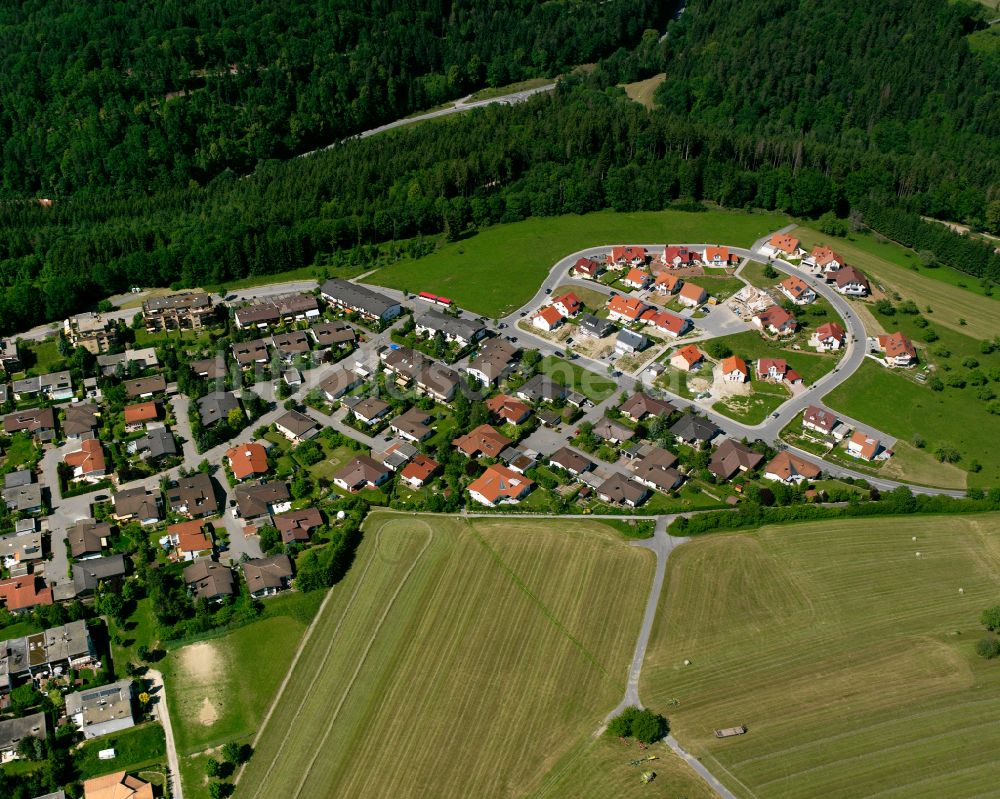 Wildberg aus der Vogelperspektive: Dorf - Ansicht am Rande von Waldgebieten in Wildberg im Bundesland Baden-Württemberg, Deutschland