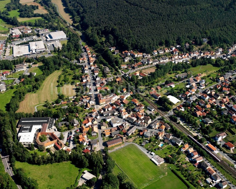 Luftaufnahme Zell - Dorf - Ansicht am Rande Waldgebieten in Zell im Bundesland Hessen, Deutschland