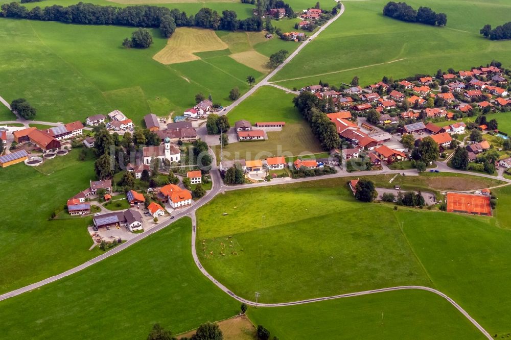 Sankt Leonhard i.Forst von oben - Dorf - Ansicht in Sankt Leonhard i.Forst im Bundesland Bayern, Deutschland