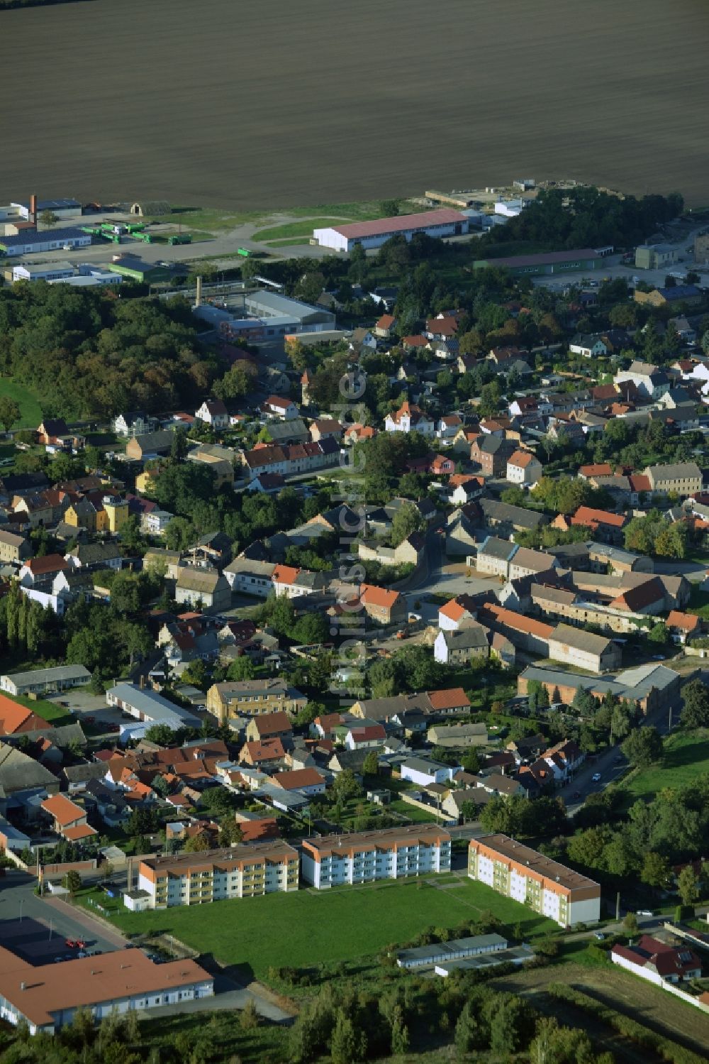 Bad Lauchstädt aus der Vogelperspektive: Dorf - Ansicht von Schafstädt im Bundesland Sachsen-Anhalt