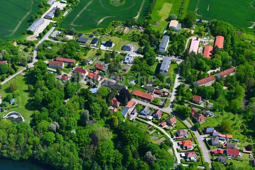 Schorssow aus der Vogelperspektive: Dorf - Ansicht in Schorssow im Bundesland Mecklenburg-Vorpommern, Deutschland