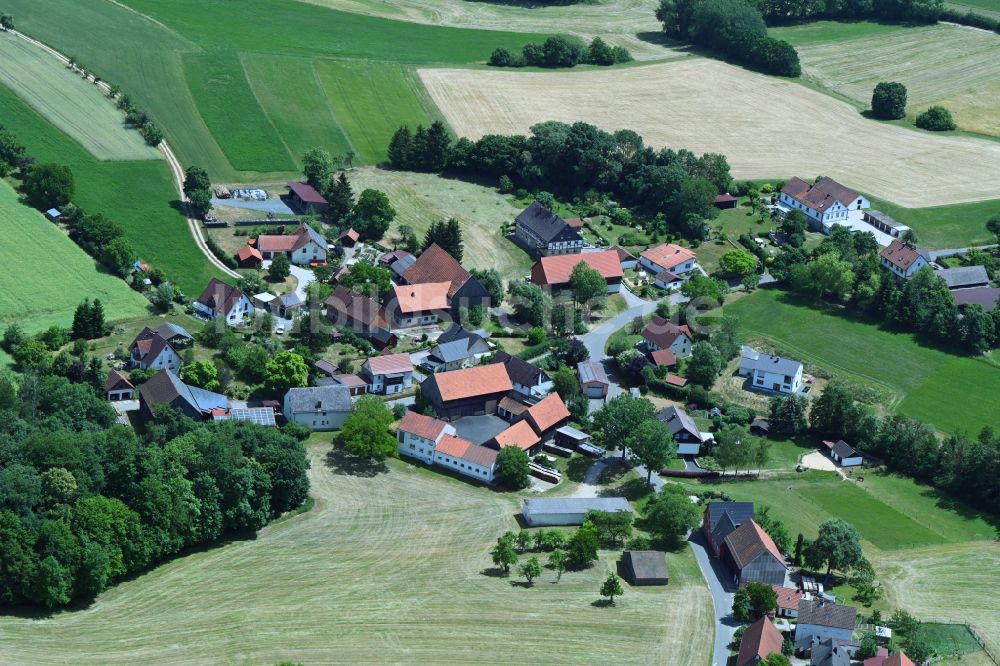 Simmelbuch von oben - Dorf - Ansicht in Simmelbuch im Bundesland Bayern, Deutschland