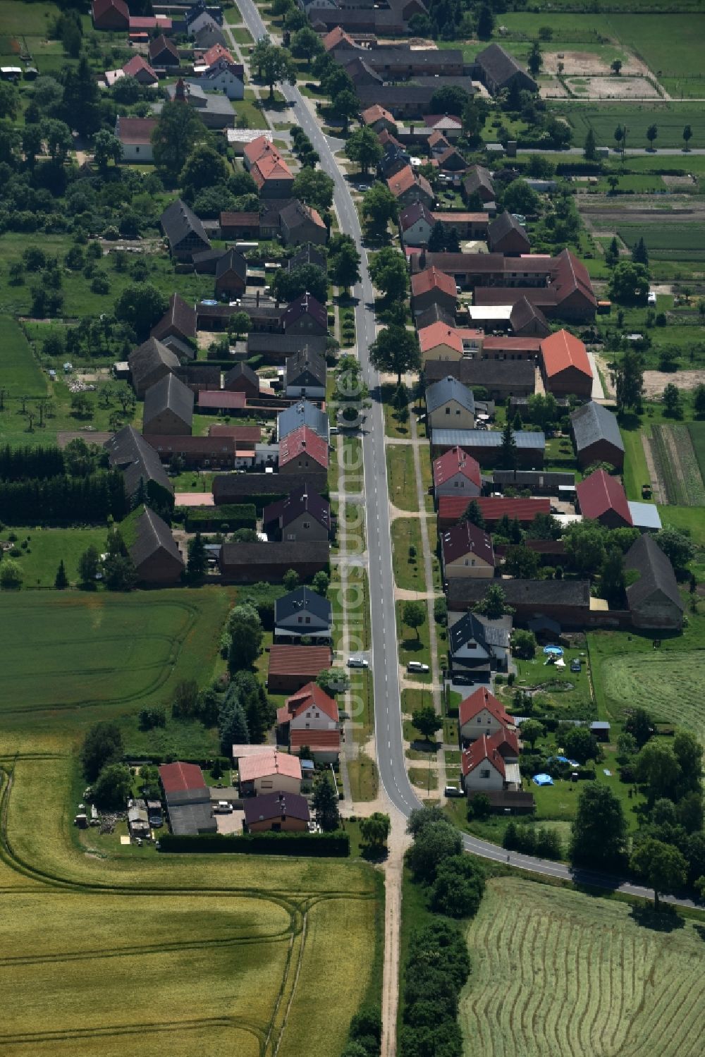 Luftaufnahme Sonnenberg - Dorf - Ansicht von Sonnenberg im Bundesland Brandenburg