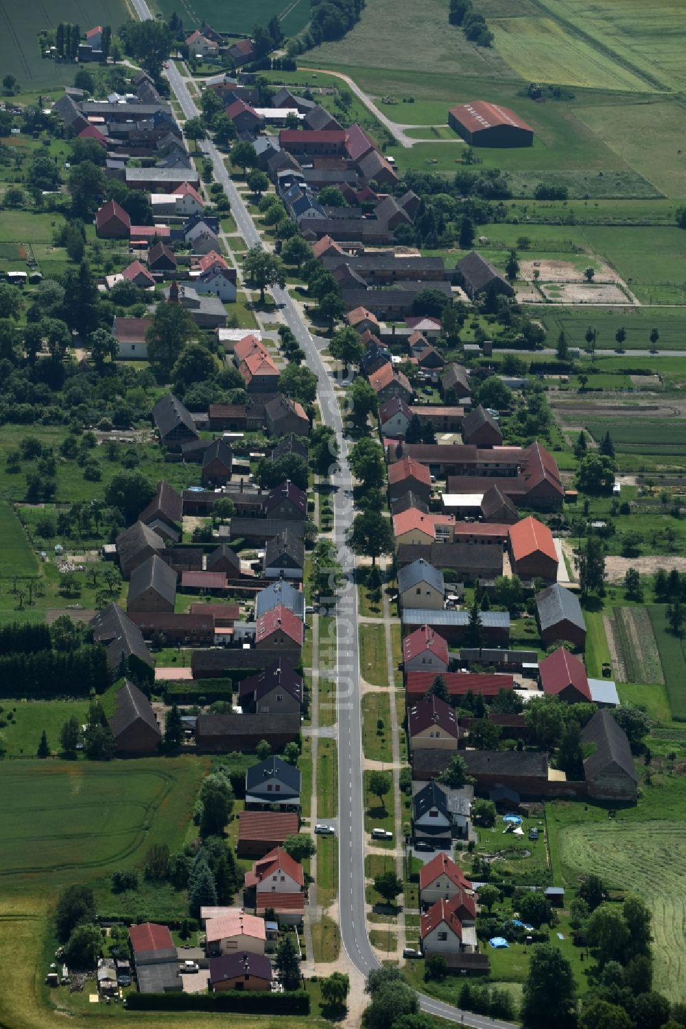 Sonnenberg von oben - Dorf - Ansicht von Sonnenberg im Bundesland Brandenburg