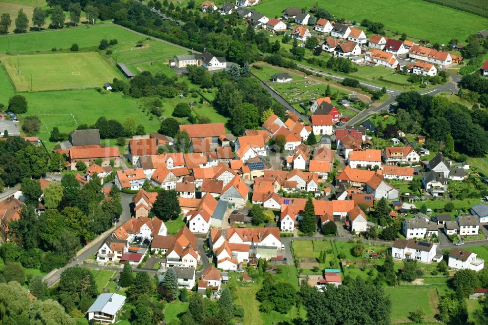 Stammen von oben - Dorf - Ansicht in Stammen im Bundesland Hessen, Deutschland