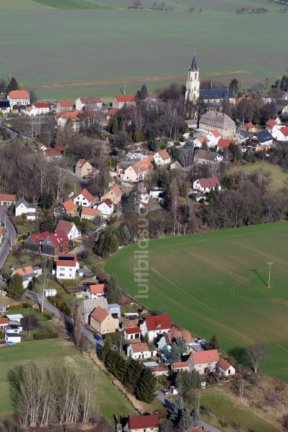 Stauchitz aus der Vogelperspektive: Dorf - Ansicht von Staucha im Bundesland Sachsen