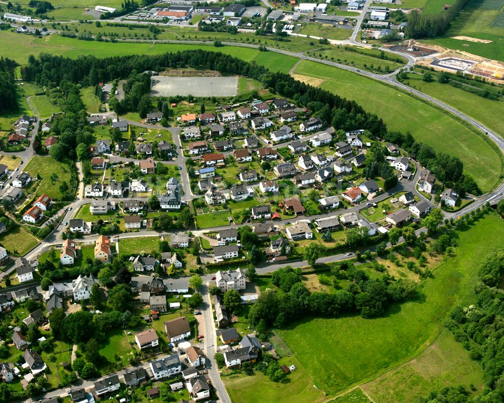 Steinbrücken aus der Vogelperspektive: Dorf - Ansicht in Steinbrücken im Bundesland Hessen, Deutschland