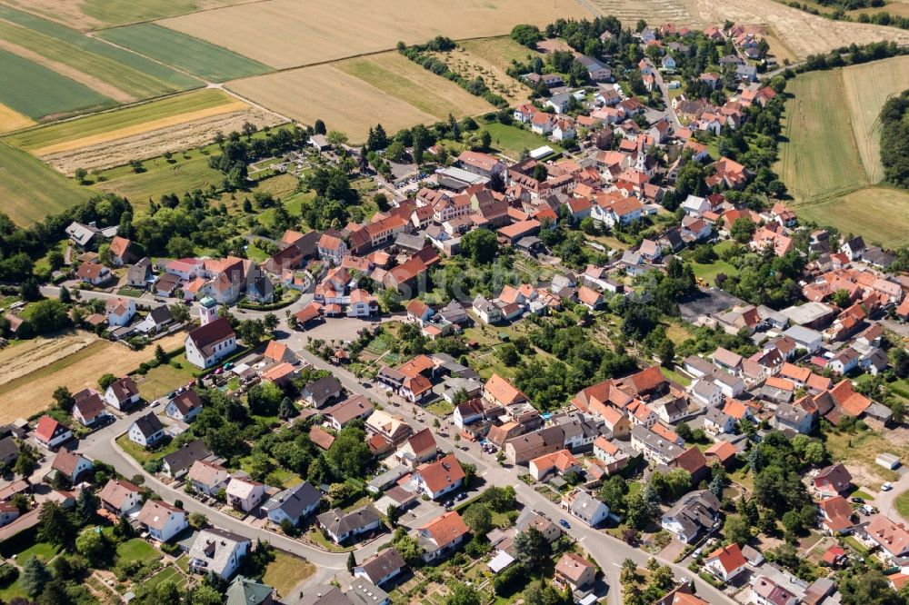 Tiefenthal von oben - Dorf - Ansicht in Tiefenthal im Bundesland Rheinland-Pfalz, Deutschland