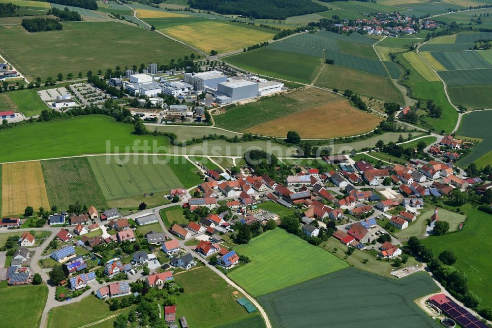 Luftaufnahme Unterbissingen - Dorf - Ansicht in Unterbissingen im Bundesland Bayern, Deutschland