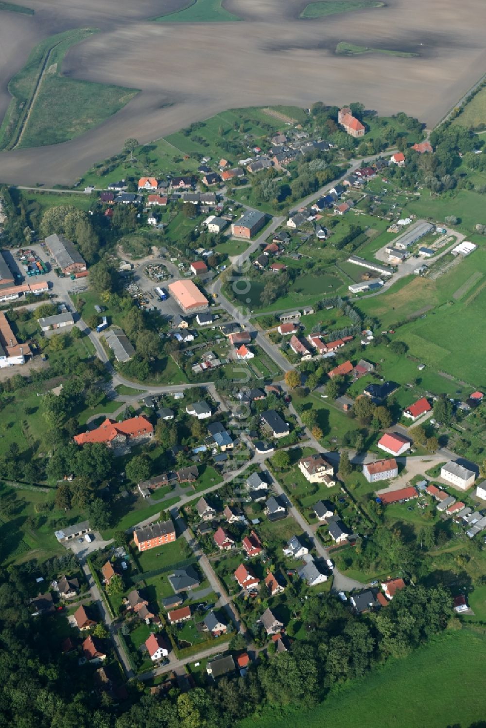 Vielist aus der Vogelperspektive: Dorf - Ansicht in Vielist im Bundesland Mecklenburg-Vorpommern, Deutschland