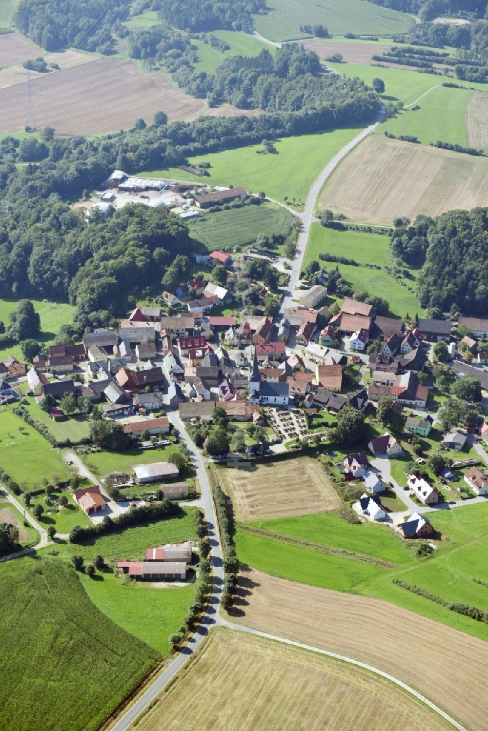 Luftaufnahme Wattendorf - Dorf - Ansicht in Wattendorf im Bundesland Bayern, Deutschland