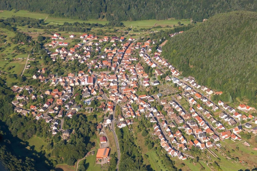 Luftaufnahme Wernersberg - Dorf - Ansicht in Wernersberg im Bundesland Rheinland-Pfalz, Deutschland