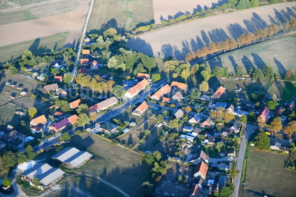 Zapel von oben - Dorf - Ansicht in Zapel im Bundesland Mecklenburg-Vorpommern, Deutschland