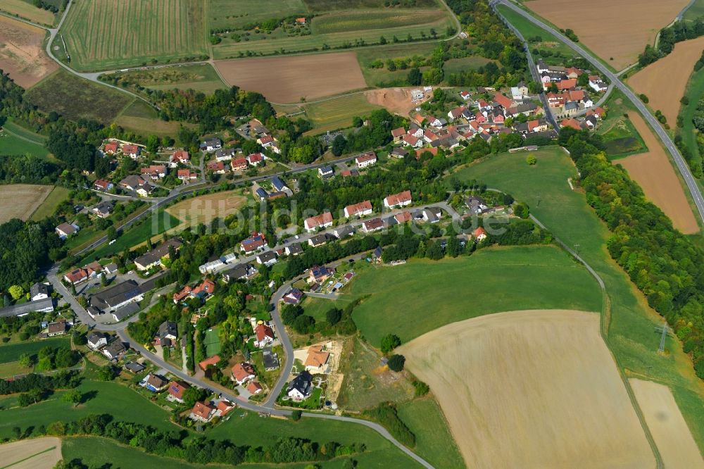 Dippach a. Main von oben - Dorf - Ansicht der zum Landkreis Haßberge gehörenden Gemeinde Dippach a. Main im Bundesland Bayern