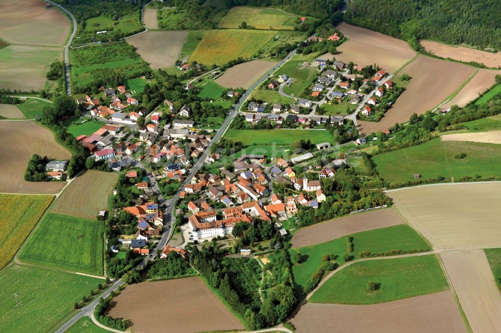 Luftaufnahme Eichelsdorf - Dorf - Ansicht der zum Landkreis Haßberge gehörenden Gemeinde Eichelsdorf im Bundesland Bayern