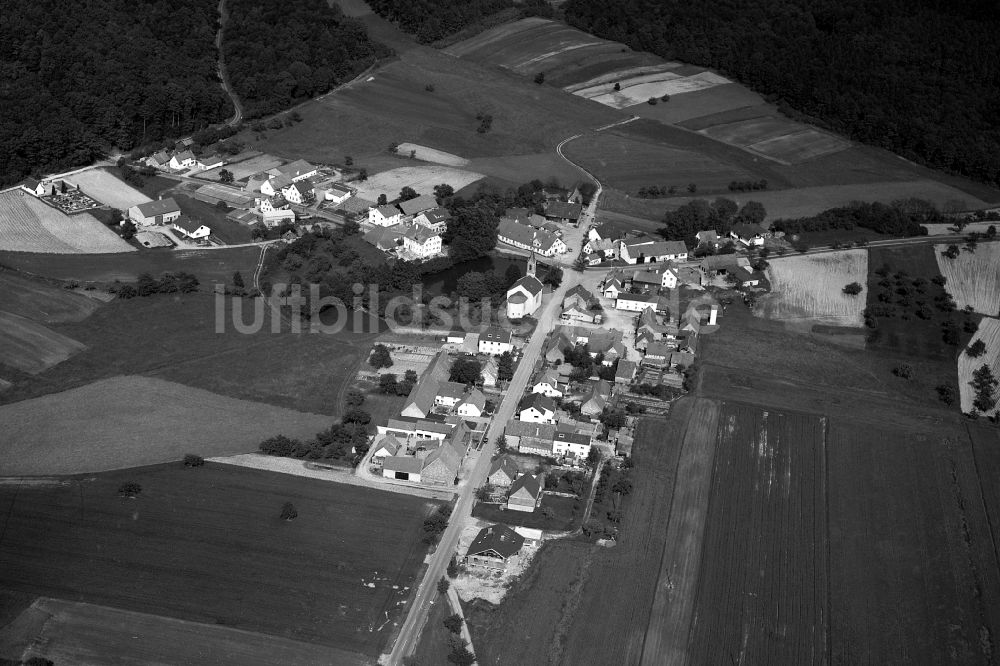 Luftbild Fabrikschlaichach - Dorf - Ansicht der zum Landkreis Haßberge gehörenden Gemeinde in Fabrikschlaichach im Bundesland Bayern