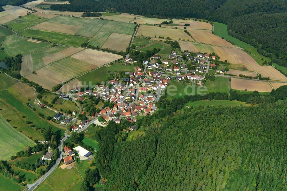 Luftbild Fürnbach - Dorf - Ansicht der zum Landkreis Haßberge gehörenden Gemeinde Fürnbach im Bundesland Bayern