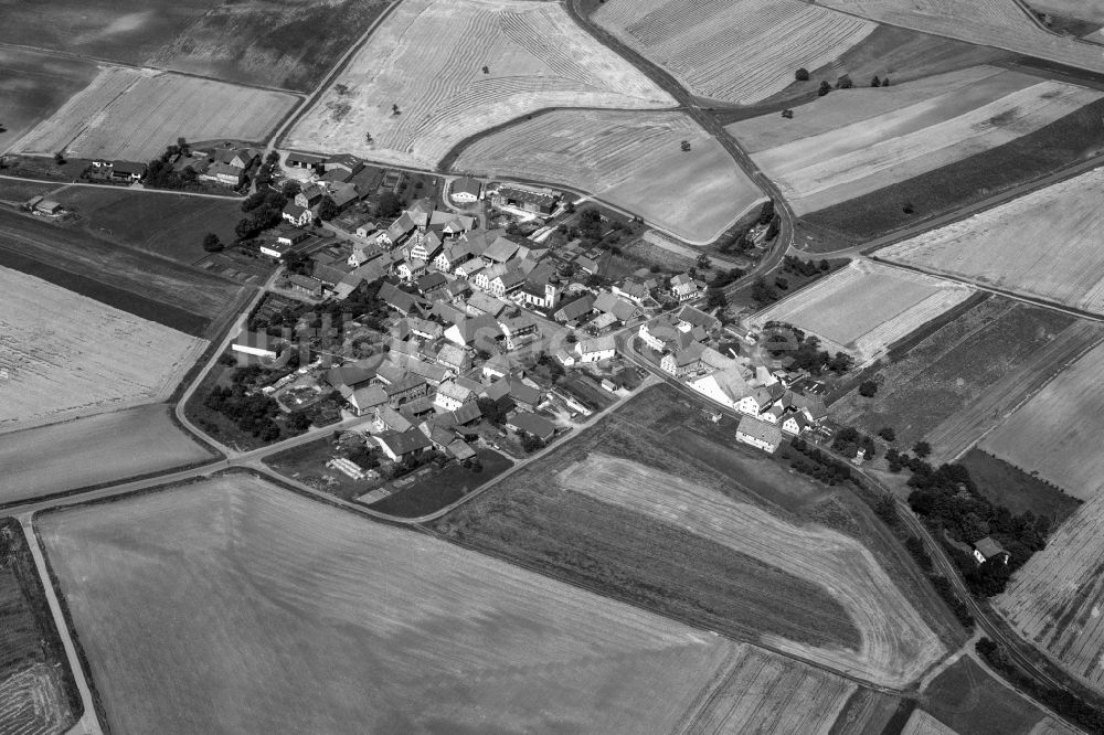 Köslau aus der Vogelperspektive: Dorf - Ansicht der zum Landkreis Haßberge gehörenden Gemeinde Köslau im Bundesland Bayern