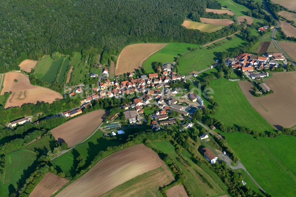 Luftaufnahme Sulzbach - Dorf - Ansicht der zum Landkreis Haßberge gehörenden Gemeinde Sulzbach im Bundesland Bayern