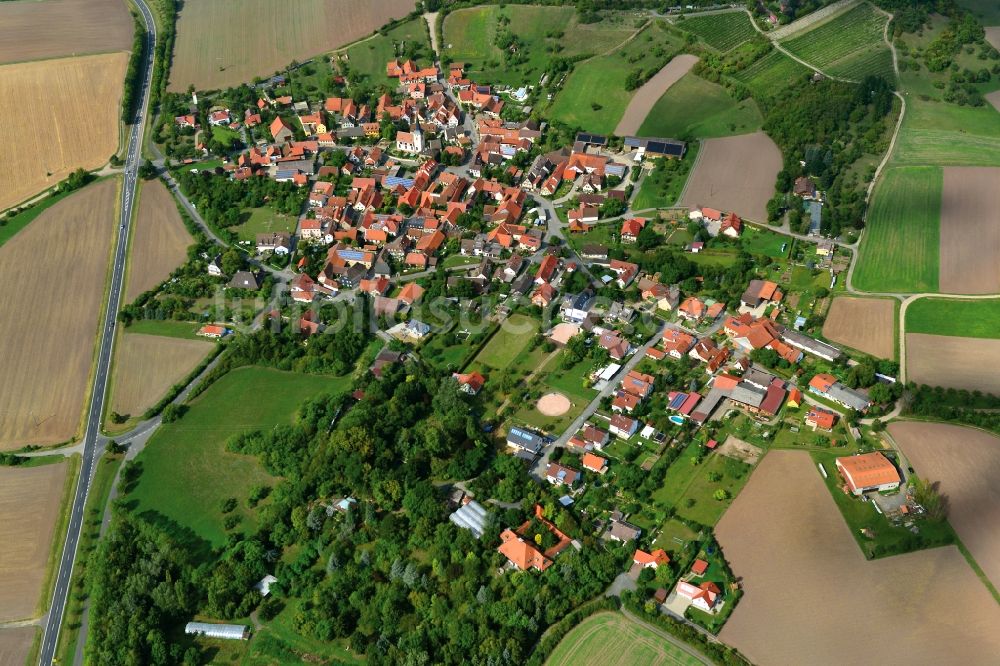 Luftbild Unfinden - Dorf - Ansicht der zum Landkreis Haßberge gehörenden Gemeinde Unfinden im Bundesland Bayern