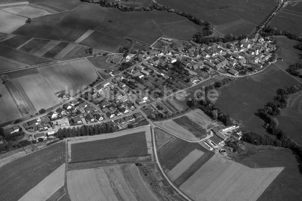 Unterhohenried von oben - Dorf - Ansicht der zum Landkreis Haßberge gehörenden Gemeinde Unterhohenried im Bundesland Bayern