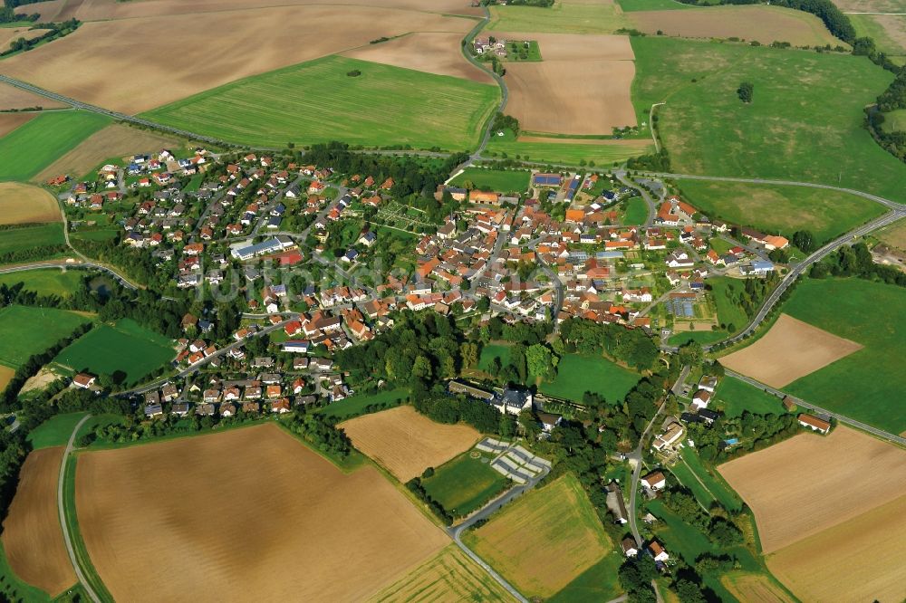 Untermerzbach aus der Vogelperspektive: Dorf - Ansicht der zum Landkreis Haßberge gehörenden Gemeinde Untermerzbach im Bundesland Bayern