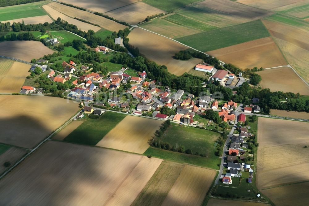 Unterschwappach aus der Vogelperspektive: Dorf - Ansicht der zum Landkreis Haßberge gehörenden Gemeinde Unterschwappach im Bundesland Bayern