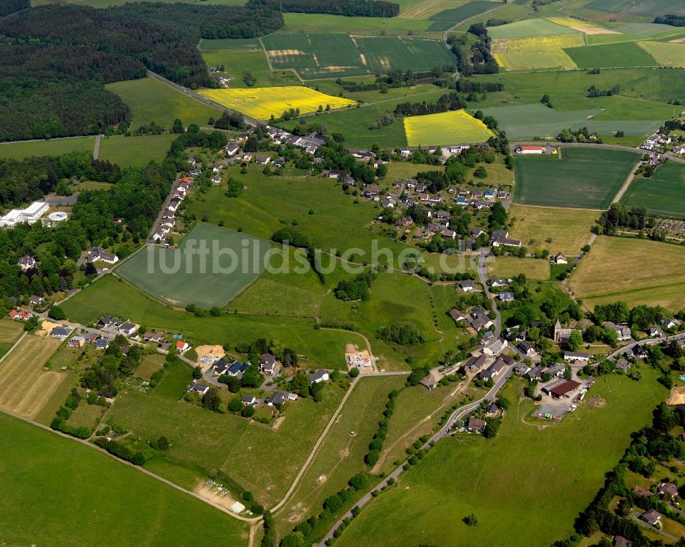 Birnbach von oben - Dorfansicht von Birnbach im Bundesland Rheinland-Pfalz