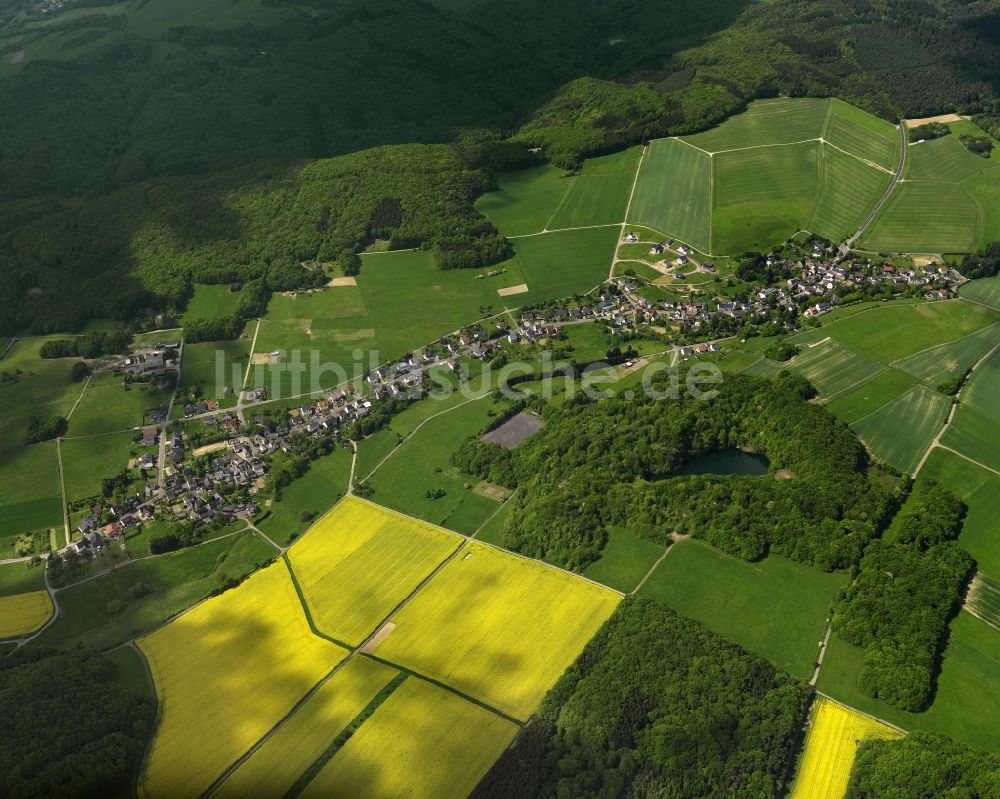 Oberdürenbach aus der Vogelperspektive: Dorfansicht von Büschhöfe in Oberdürenbach im Bundesland Rheinland-Pfalz