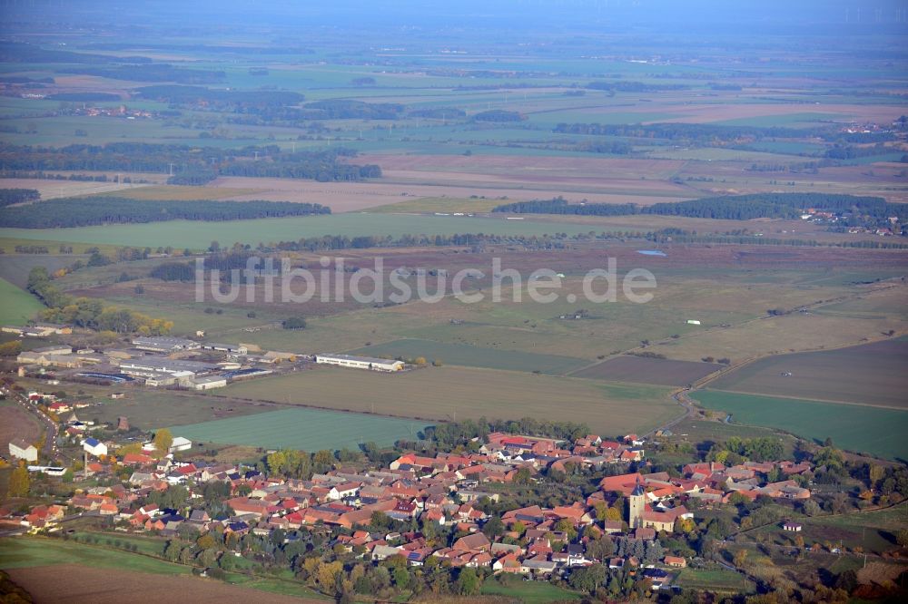 Buch aus der Vogelperspektive: Dorfansicht von Buch im Bundesland Sachsen-Anhalt