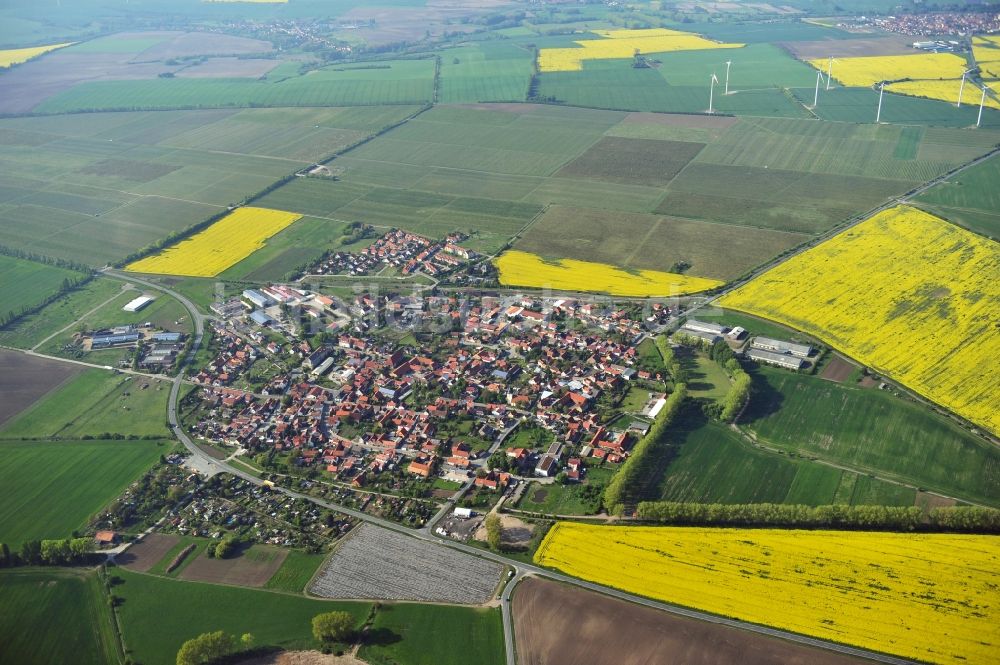 Döllstädt von oben - Dorfansicht von Döllstädt im Bundesland Thüringen