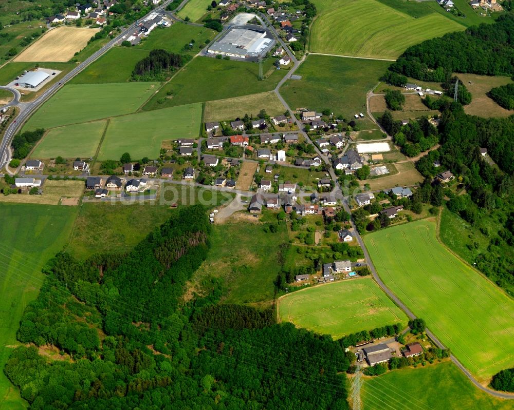 Roth aus der Vogelperspektive: Dorfansicht von Hohensayn in Roth im Bundesland Rheinland-Pfalz