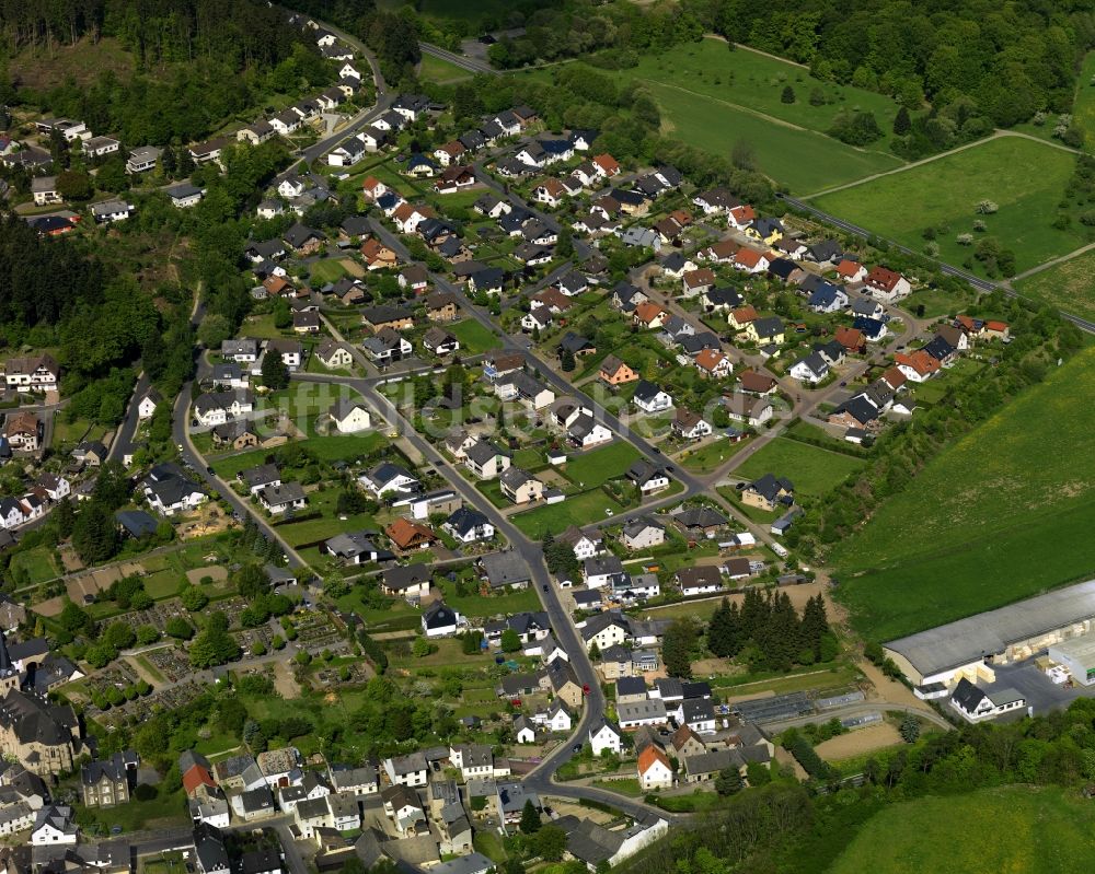 Luftaufnahme Kempenich - Dorfansicht von Kempenich im Bundesland Rheinland-Pfalz