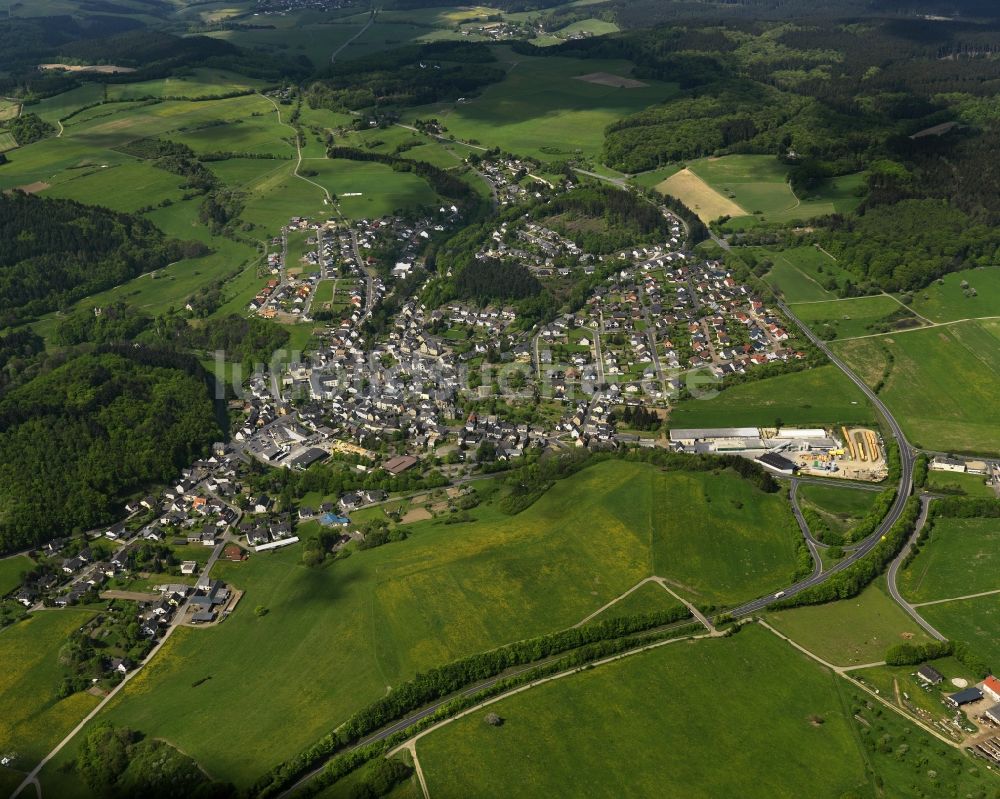 Luftaufnahme Kempenich - Dorfansicht von Kempenich im Bundesland Rheinland-Pfalz