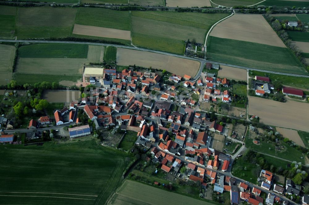 Luftaufnahme Kettenheim - Dorfansicht von Kettenheim ist eine Ortsgemeinde im Landkreis Alzey-Worms in Rheinland-Pfalz