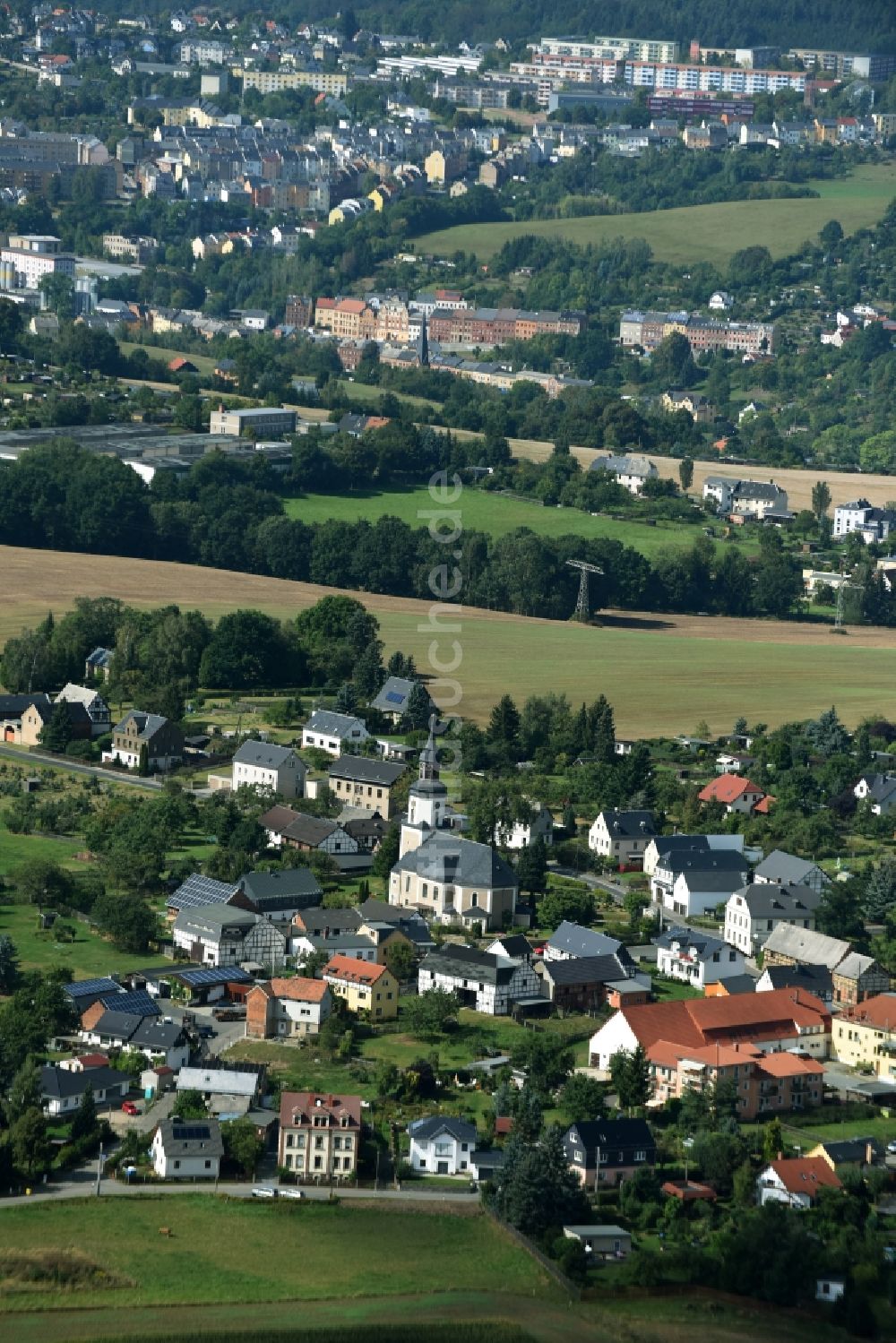 Luftaufnahme Reinsdorf - Dorfansicht mit Kirchengebäude in der Dorfmitte in Reinsdorf im Bundesland Thüringen