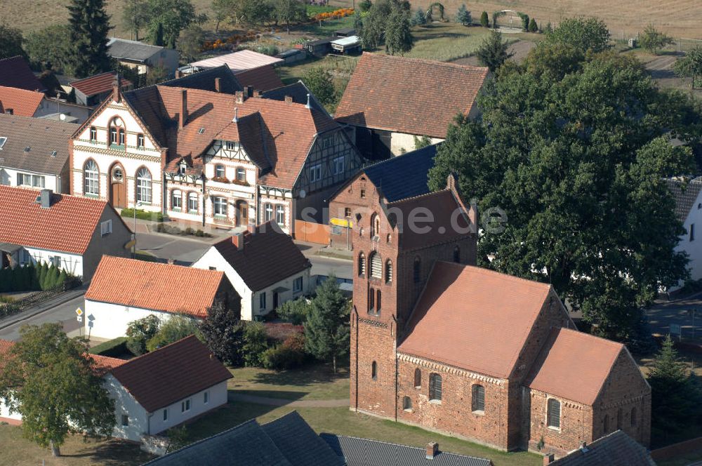 Luftbild Klitsche - Dorfansicht von Klitsche mit der Kirche an der Dorfstraße