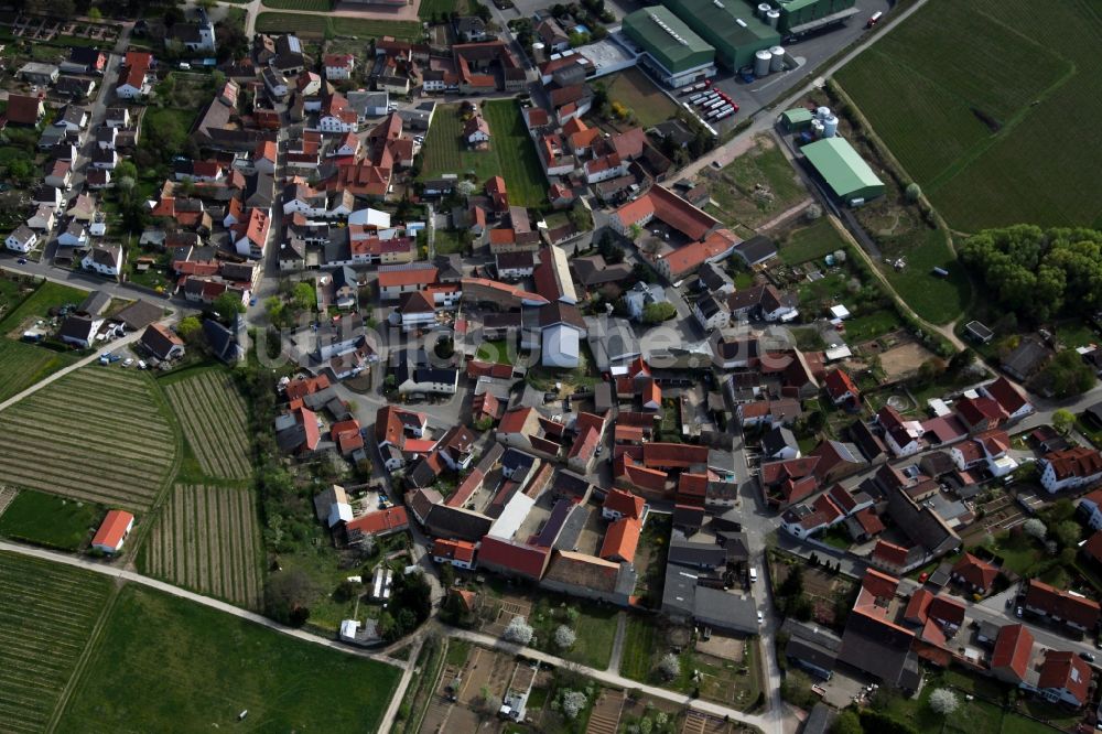 Luftaufnahme Lonsheim - Dorfansicht von Lonsheim ist eine Ortsgemeinde im Landkreis Alzey-Worms in Rheinland-Pfalz