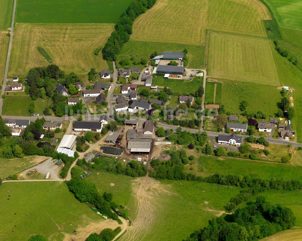 Oberirsen aus der Vogelperspektive: Dorfansicht von Marenbach in Oberirsen im Bundesland Rheinland-Pfalz