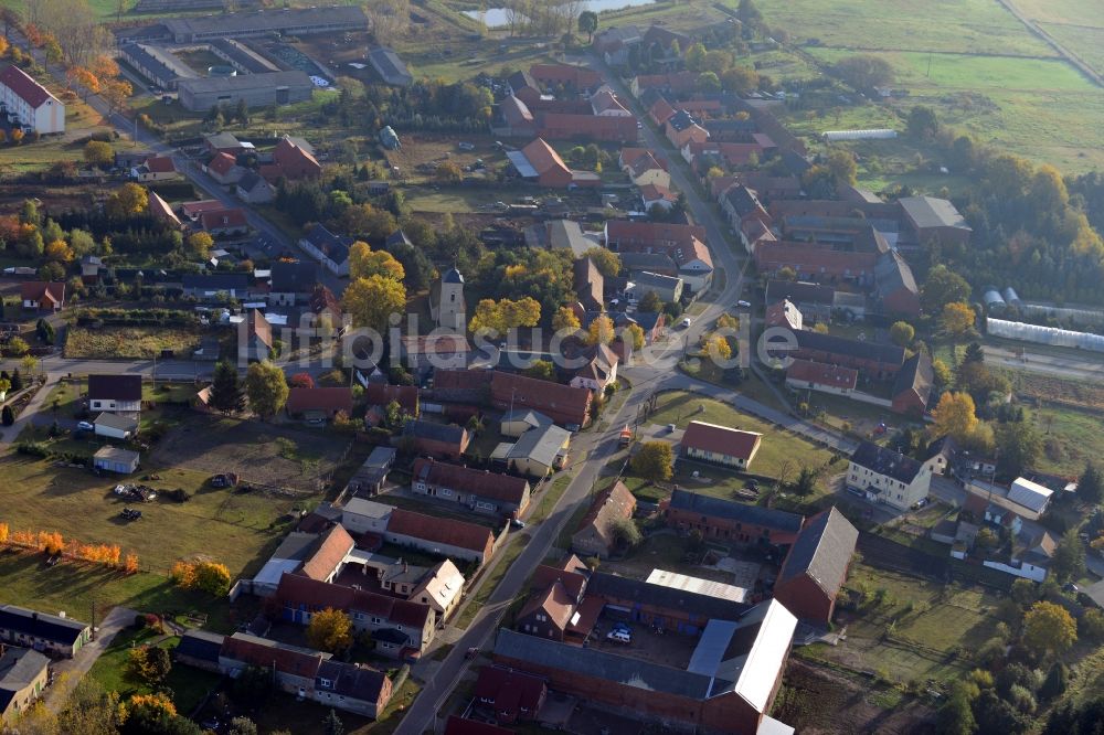 Luftaufnahme Sandbeiendorf - Dorfansicht von Sandbeiendorf im Bundesland Sachsen-Anhalt