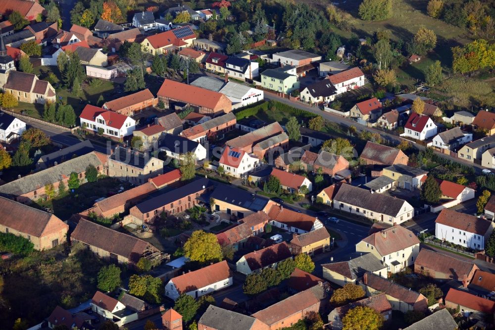 Uchtdorf von oben - Dorfansicht von Uchtdorf im Bundesland Sachsen-Anhalt