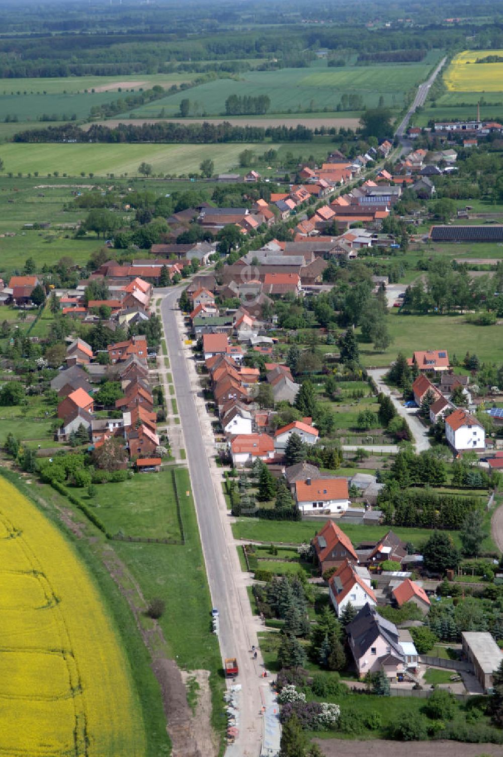 Oebisfelde von oben - Dorfansicht Wassensdorf in Sachsen-Anhalt