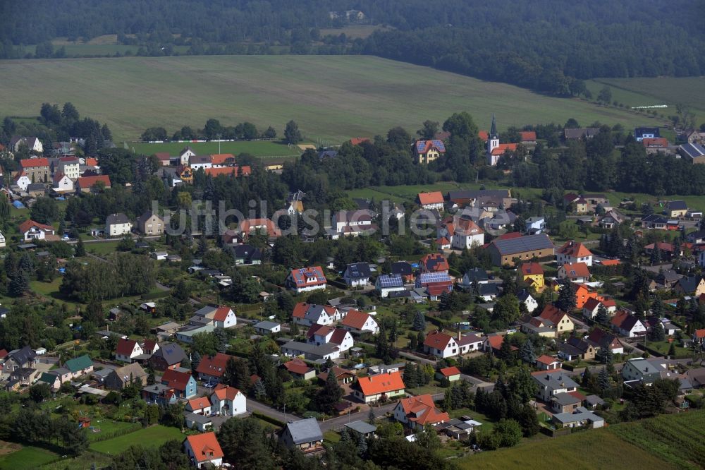 Altenhain aus der Vogelperspektive: Dorfkern in Altenhain im Bundesland Sachsen