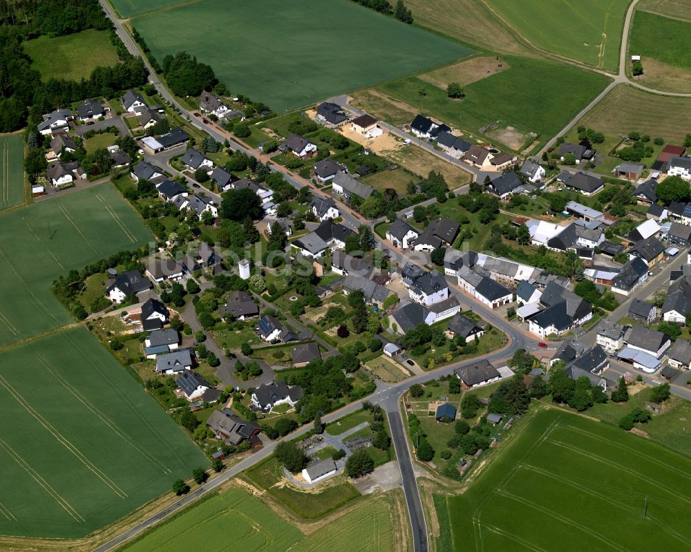 Altweidelbach von oben - Dorfkern in Altweidelbach im Bundesland Rheinland-Pfalz