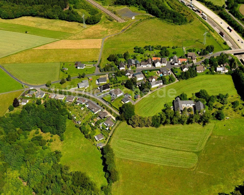 Luftbild Ammerich, Neustadt (Wied) - Dorfkern in Ammerich, Neustadt (Wied) im Bundesland Rheinland-Pfalz