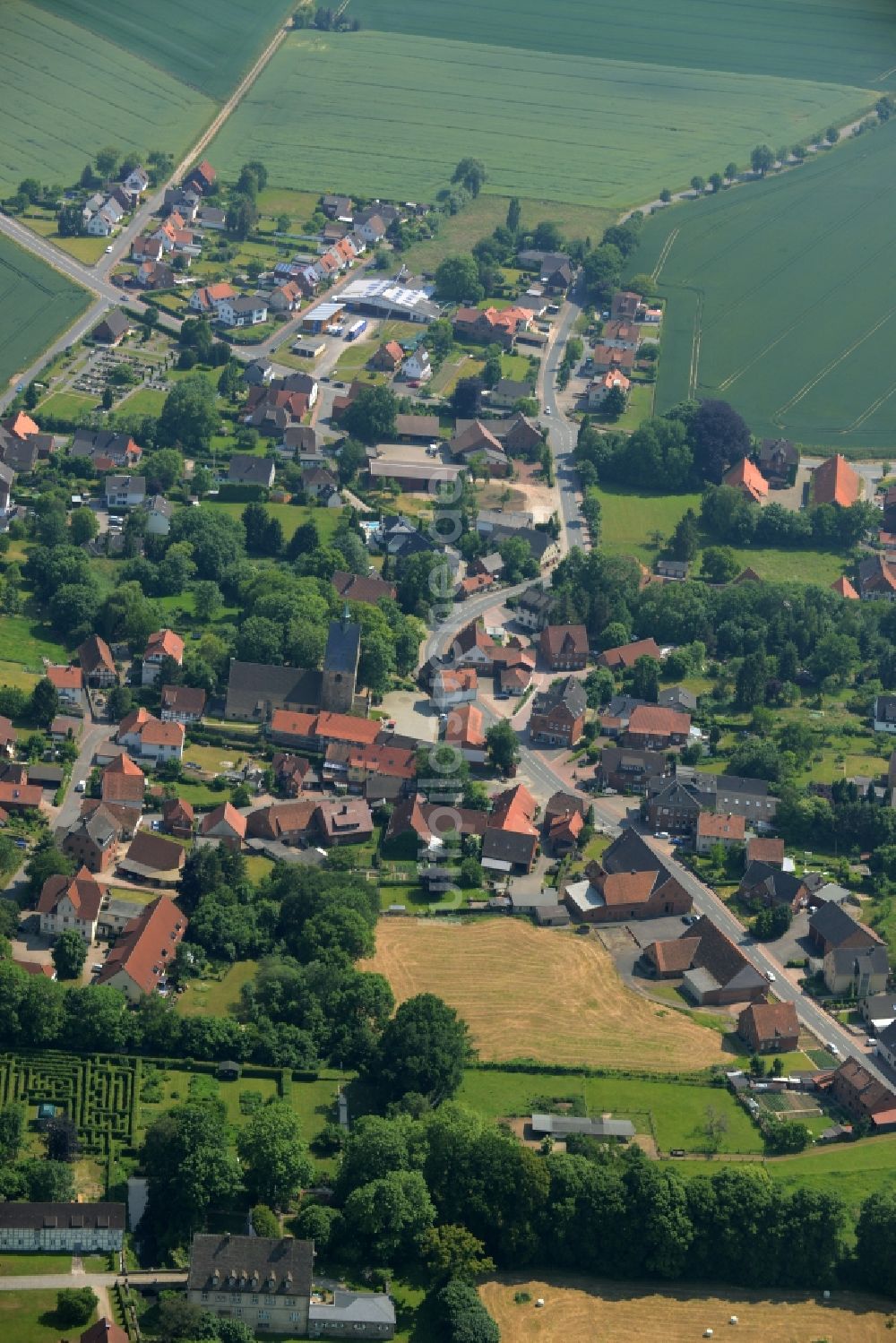 Luftaufnahme Apelern - Dorfkern in Apelern im Bundesland Niedersachsen